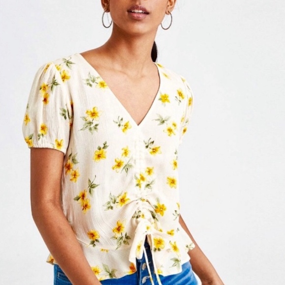 American Eagle Outfitters Floral Cinch 